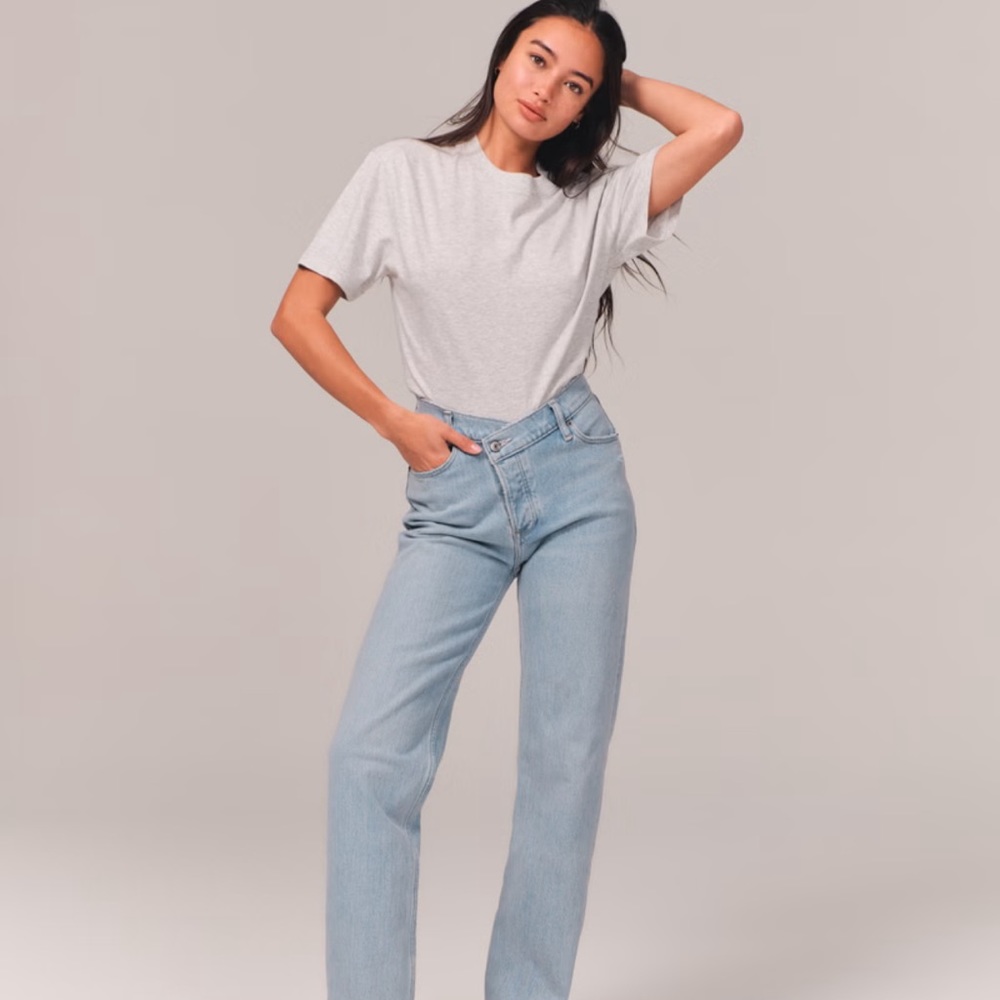 The dad Jean in cream color
